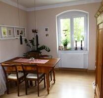 Schöne Altbauwohnung in Kitzingen, Moltkestr. zu vermieten