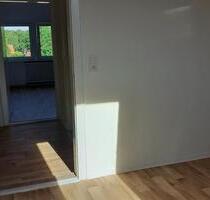 Zwei Zimmer Wohnung + Küche und Bad - Emden