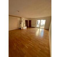 3 Zimmer-Wohnung - 750,00&nbsp;EUR Kaltmiete, ca.&nbsp; 117,00&nbsp;m&sup2; in Höpfingen (PLZ: 74746)