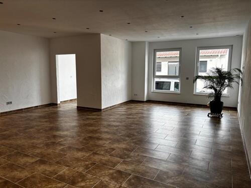 Foto - 3-Zimmer Wohnung mit eigenem Stellplatz in Pirmasens Erlenbrunn