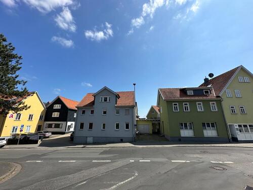 Foto - Neuwertige Dachgeschoss 2,5ZKB in zentraler Wohnlage von Marburg-Ockershausen