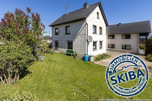 Foto - Einfamilienhaus mit Garten im Eifel-Höhenort Reifferscheid