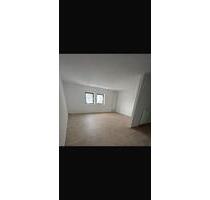 **KERNSANIERTE 4-ZKB-WOHNUNG IN ZENTRAL HERBORN**