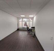 Zentral gelegenes, möbliertes Büro im abgeschlossenen Raum – sofort nutzbar - Ummendorf