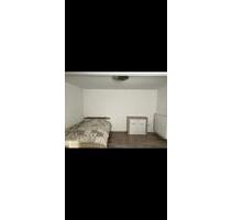 2-Zimmer Wohnung - 850,00&nbsp;EUR Kaltmiete, ca.&nbsp; 65,00&nbsp;m&sup2; in Bruchsal (PLZ: 76646)