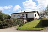 Foto - Gepflegtes Einfamilienhaus mit großem Grundstück in Freisen
