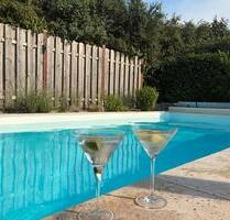 Modernes Einfamilienhaus mit Pool und Keller mit separatem Zugang - Radeburg