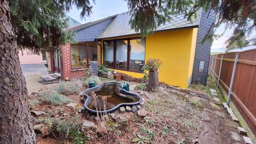 Foto - Massiver Bungalow 75qm aus-umbaufähig mit Grundstück 1000qm bis ?