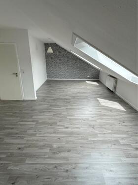 Foto - 2 Zimmer Dachgeschoßwohnung zur Miete in Rastatt