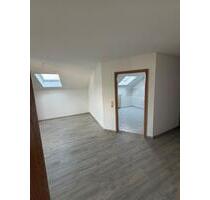 3-Zimmer-Wohnung mit großem Balkon und schönem Ausblick - Regen