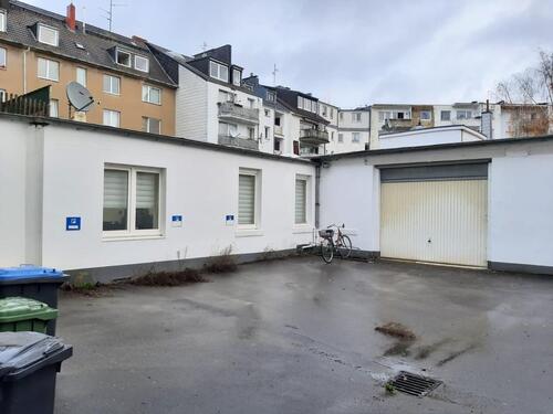 Foto - Stellplatz im abschließbaren Innenhof