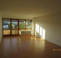 Schöne 3 Zimmer Wohnung mit Balkon und TG-Stellplatz - Landsberg am Lech Ellighofen