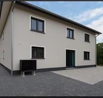 Neubau-Doppelhaushälfte (Erstbezug) in Bünde-Ennigloh