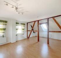 2-Zimmer-Wohnung, Dachgeschoss in Döbern, neu saniert, hell