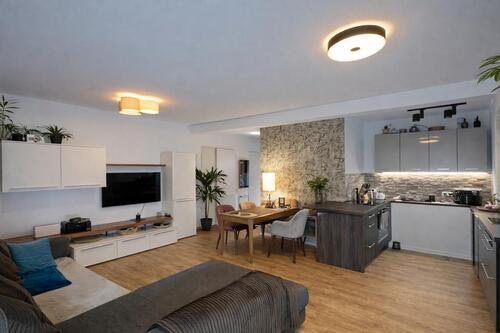 Foto - 2-Zimmer Erdgeschosswohnung in gepflegtem 3-Familienhaus in Rodgau-Jügesheim