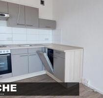 frisch saniert mit Balkon 2 Bäder und EBK - Zwickau Neuplanitz
