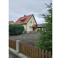 Haus mit großem Garten - 220.000,00 EUR Kaufpreis, in Plößberg (PLZ: 95703)