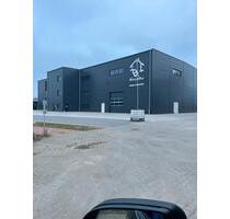 Lagerhalle (Produktion) inkl. Büros in Holdorf