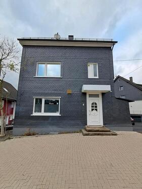 Foto - Großes Haus+Gewerbefläche vom Eigentümer, Terasse, 3 Parkplätze