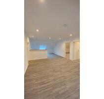 Neu ausgebaute 3-Zimmer-Dachgeschosswohnung mit Fußbodenheizung - Heusweiler