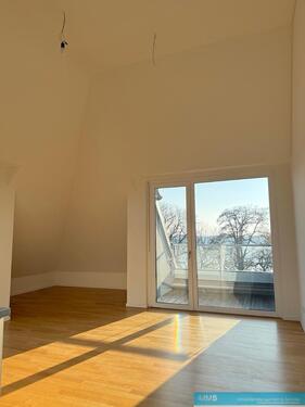 Foto - 4 Zimmer Dachgeschoßwohnung in Berlin