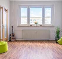 2-Raum-Wohnung mit Balkon und Einkaufsmöglichkeiten im Umfeld - Chemnitz Helbersdorf