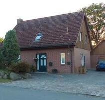 Familienfreundliches EFH mit Garten, Garage & vielen Extras - Müssen