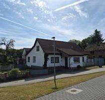 Einfamilienhaus kleiner übersichtlicher Vierseitenhof - Möckern