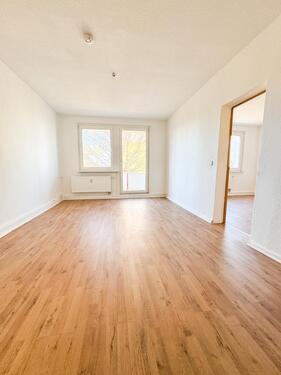 Foto - +++EINBAUKÜCHE MÖGLICH!! HELLE & SANIERTE 3-ZIMMERWOHNUNG MIT BALKON+++