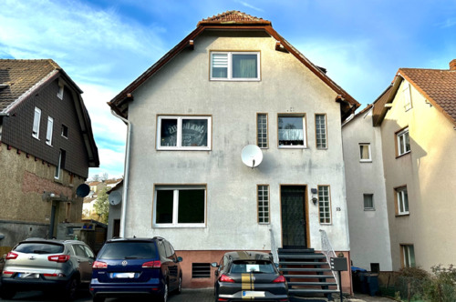 Foto - Dreifamilienhaus, Stadtnah, zwei Wohnungen frei.