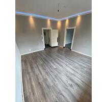 Helle 2-Zimmer-Altbauwohnung mit Parkblick & modernster Technik i - Schöneiche bei Berlin