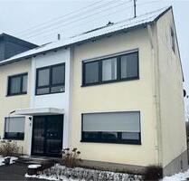 Großzügiges 2 Familienhaus in Bischmisheim zu verkaufen - Saarbrücken