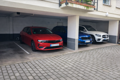 Foto - 1x Offene Garage 1x Stellplatz Deutschherrenberg