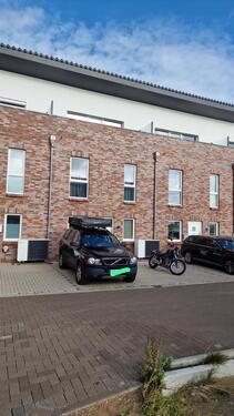 Foto - Mittelreihenhaus- 5 Zimmer auf 3 Etagen - 143 qm