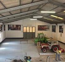 Garage Halle Stellplatz mit Hebebühne. Strom, Wasser, WC - Halsenbach