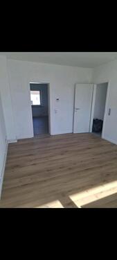 Foto - kernsanierte 2 Zimmerwohnung EBK Balkon ab sofort