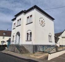 Geräumiges 1-2 Familienhaus mit Außenanlagen, Rheinblick - Weitersburg Wüstenhof