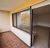 Ruhige 1,5 Zimmer mit Blick ins Grüne & guter Anbindung - Kirchheim unter Teck