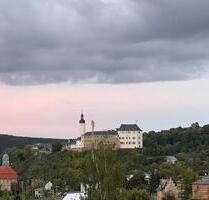 Sanierte 4-Zimmer-Altbauwohnung mit Stadtblick in Greiz