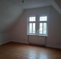 renovierte Altbauwohnung mit Flair.4,5 Zimmer, Küche Bad, Stellpl - Worms Westliche Vororte