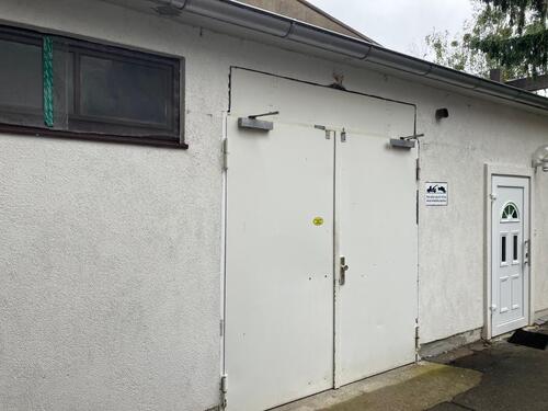 Foto - Lagerfläche Mü-Süd mit Starkstrom und WC