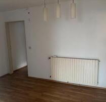 Wohnung zu vermieten - 885,00 EUR Kaltmiete, ca.  75,00 m² in Essingen (PLZ: 76879)