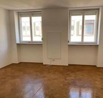 Große Wohnung im Zentrum von Rastatt