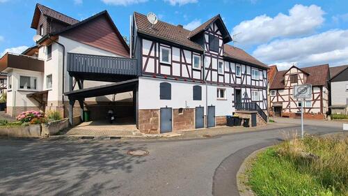 Foto - Ein- Bis Zweifamillienhaus in Niedenstein - Wichdorf