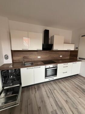 Foto - Helle 3,5 Zimmerwohnung mit Dachterrasse in zentraler Lage