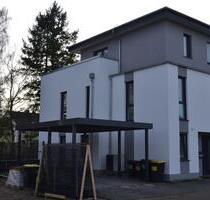 ERSTBEZUG 2026 –Hochwertige Doppelhaushälfte in sonniger Grünalge von Bielefeld-Sennestadt KfW 40, PV, Terrasse & Dach