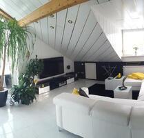 Helle und weitläufige Dachterrassenwohnung an Rande von Landshut - Tiefenbach