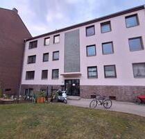 1 Raum Wohnung mit Balkon frisch renoviert - Burgdorf