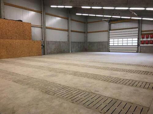 Foto - VH3787 Moderne Halle mit möglicher Freifläche Gemeinde Geiselhöring