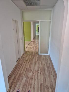 Foto - Büro oder Praxisräume - 997,00&nbsp;EUR Kaltmiete, ca.&nbsp; 134,00&nbsp;m&sup2;